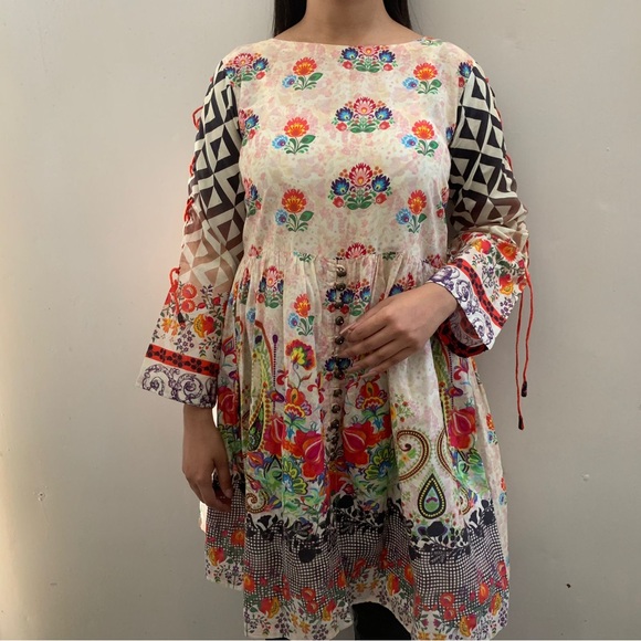 Pakistani brand Batik frock - Picture 4 of 10